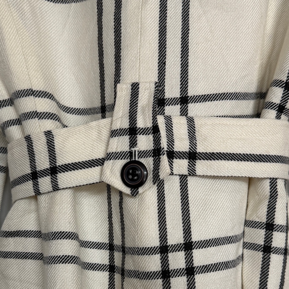 Bandolino Cream and Black Plaid Blazer - Picture 7 of 9
